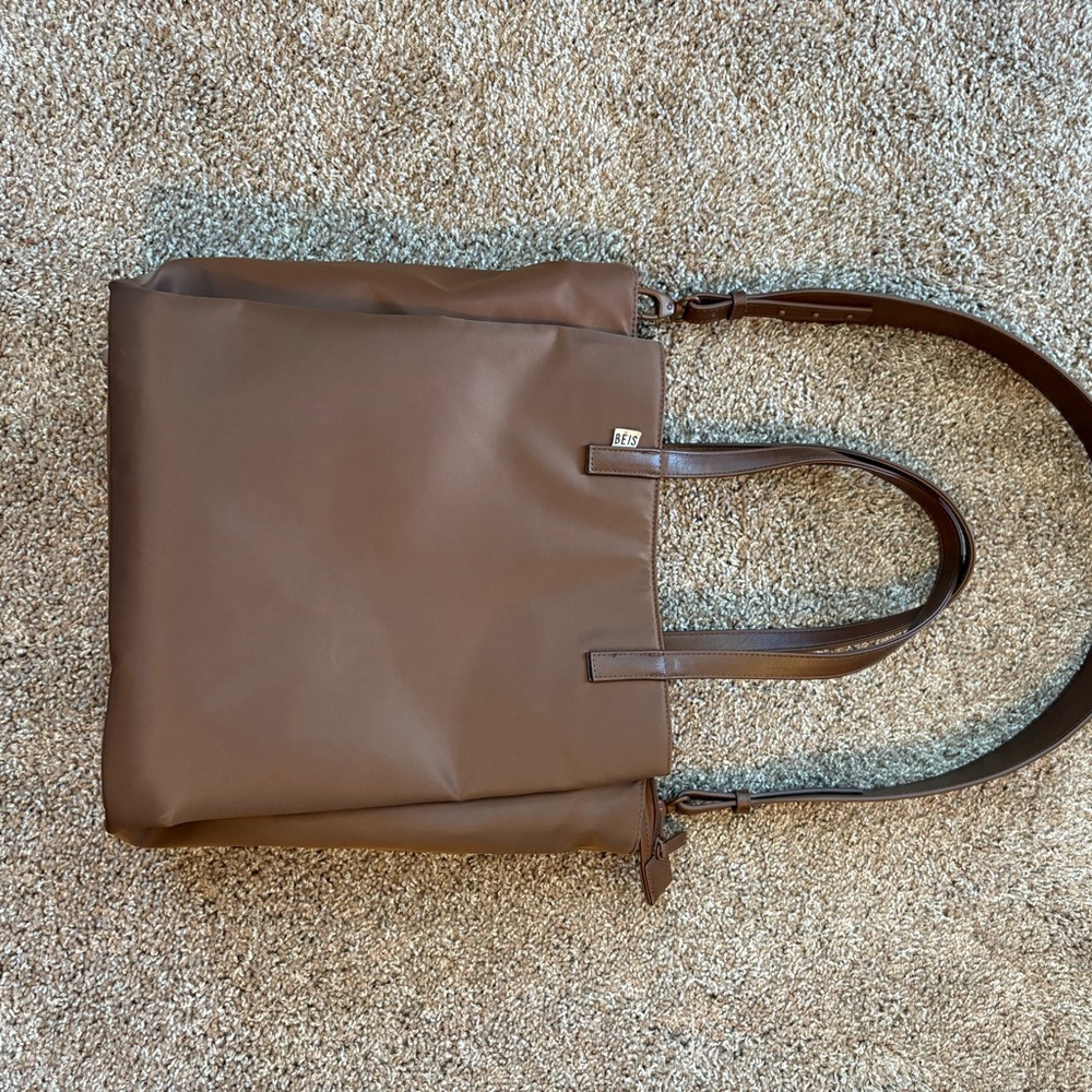 Elegant Brown Leather Tote Bag